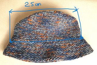 Gorro de lana Donatzelli azul y naranja