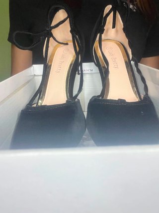 Zapatos de tacón negros Lady Pretty