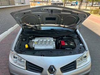 RENAULT MEGANE ETIQUETA C