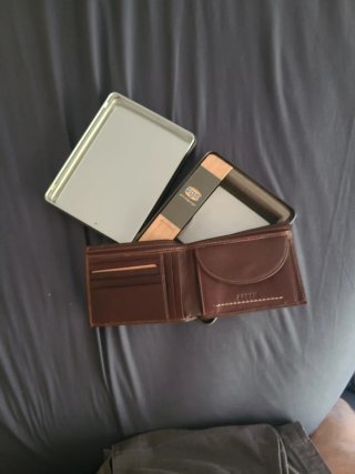 Cartera Fossil Piel Marrón con Monedero