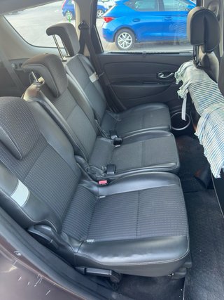 Renault Grand Scenic 2011