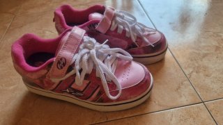 Zapatillas Heelys con ruedas y luz