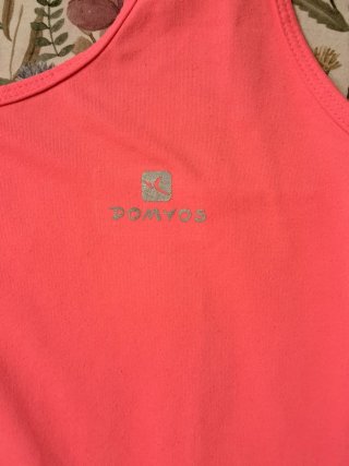Camiseta deportiva Decathlon rosa
