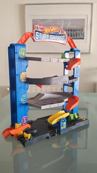 Hot Wheels Stunt Garage Pista Coches