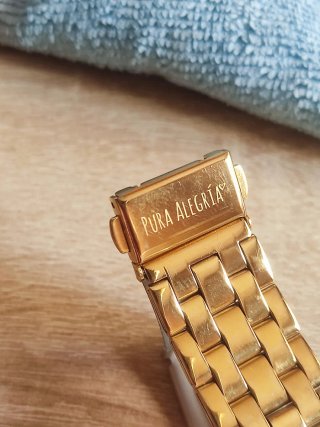 Orologio Pura Alegria. Movimento al quarzo CITIZEN