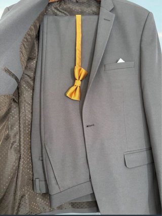 Traje Gris Salvador Dalí Chaqueta y Pantalón