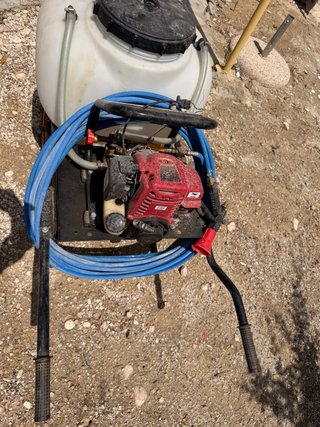 Carretilla de sulfatar/fumigar con motor BaSic