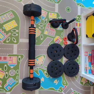 Conjunto de pesas para gimnasio en casa