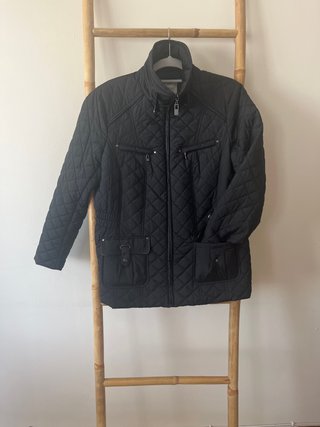Chaqueta acolchada negra