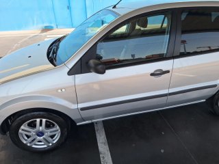 Ford Fusion 2004
