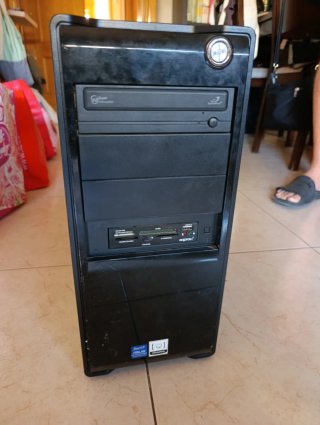Torre PC ASUS Intel Core i3 4GB RAM 1TB HDD
