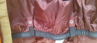 Chaqueta Quiksilver con capucha naranja