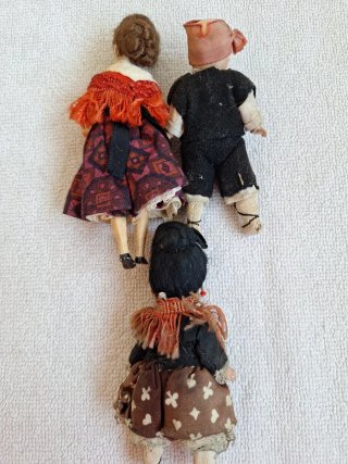 Lote 5 Muñecas Antiguas Vestimenta Típica