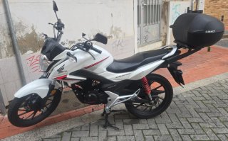 Honda CB125F 2018 Blanca (A1) - TopCase SHAD SH47