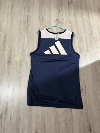 Camiseta Real Madrid Baloncesto Talla XL y reverev