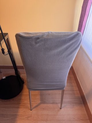 6 Silla de comedor gris con funda (TENGO 6 sillas)