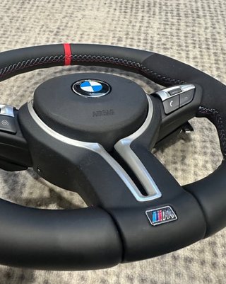 Volante BMW M Alcantara Deportivo