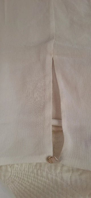 Vestido blanco y negro manga larga