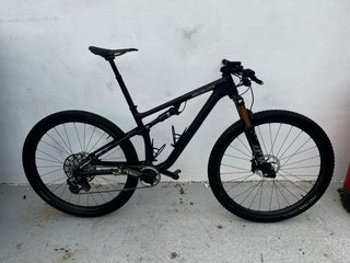 Bicicleta Specialized Epic EVO PRO
