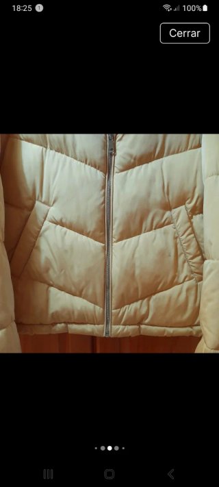 Chaqueta acolchada color arena sin usar