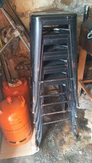 5 Sillas Altas de Bar Negras