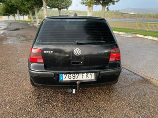Volkswagen Golf 2000