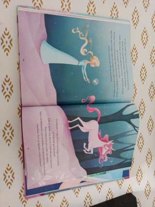 Historias de princesas y unicornios