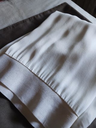 Camisa Adolfo Dominguez cuello pico blanca
