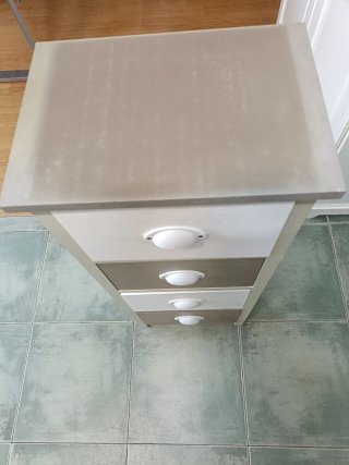 Cajonera de madera