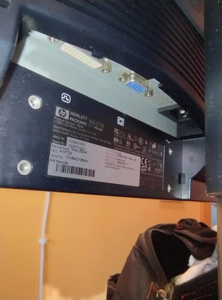 Lotto 3 Monitor PC DELL/HP 17-22 LCD VGA DVI