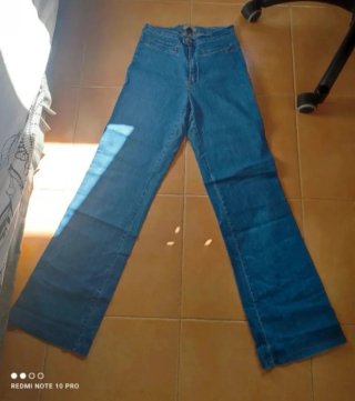 Pantalones vaqueros campana mujer
