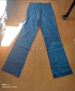 Pantalones vaqueros campana mujer