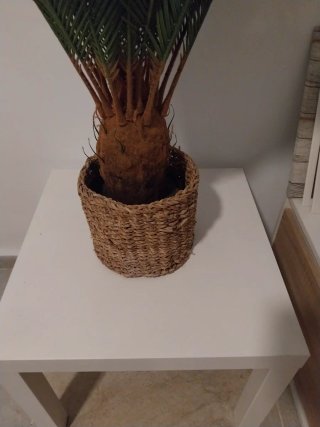 Mesa auxiliar blanca Ikea