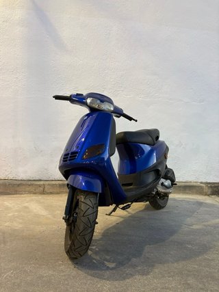 Piaggio Zip Scooter