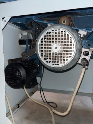 Escuadradora Profesional Paoloni P300