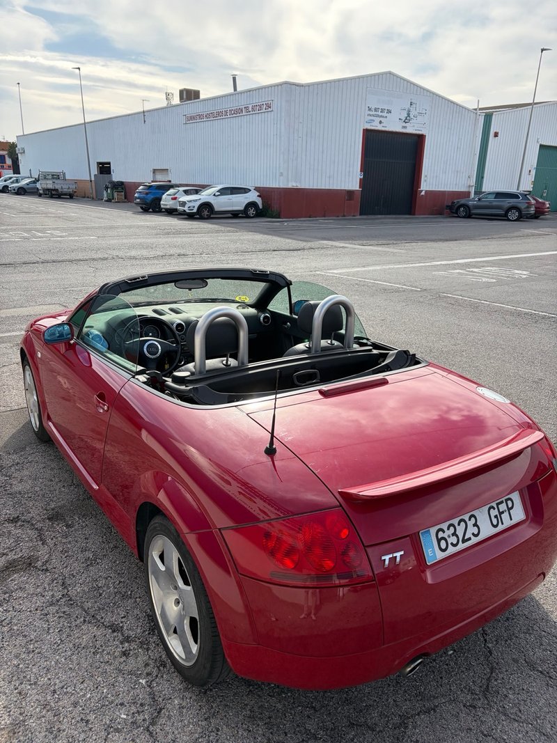 Audi TT 2002 - foto 1