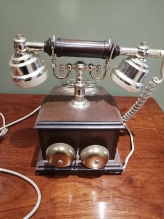 Teléfono Antiguo Réplica Madera y Metal