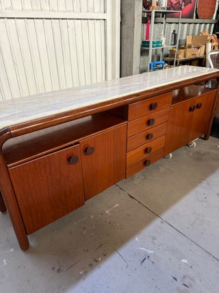 Aparador vintage mármol y madera