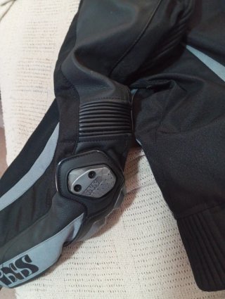 Chaqueta de moto IXS