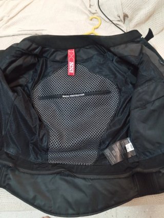 Chaqueta de moto IXS