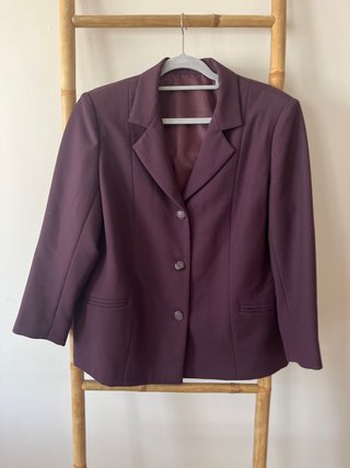 Chaqueta Morada Elegante