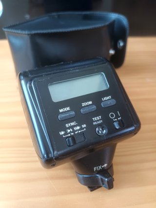 Pentax K-3 II + 2 Lentes + Flash + Grip