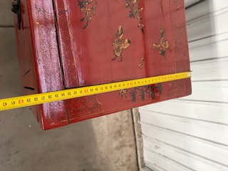 Mesita auxiliar oriental antigua lacado