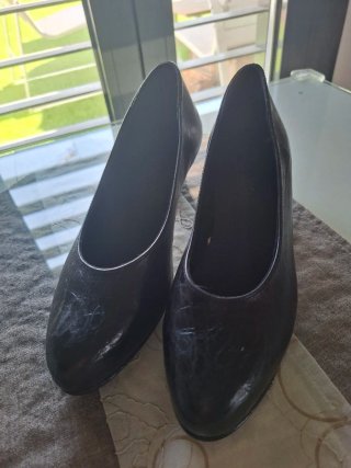 Zapatos tacón negros Pitillos T.39