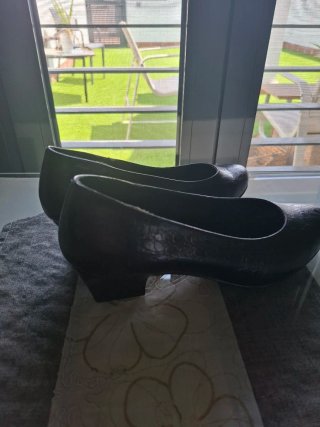Zapatos tacón negros Pitillos T.39