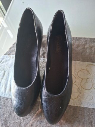 Zapatos tacón negros Pitillos T.39