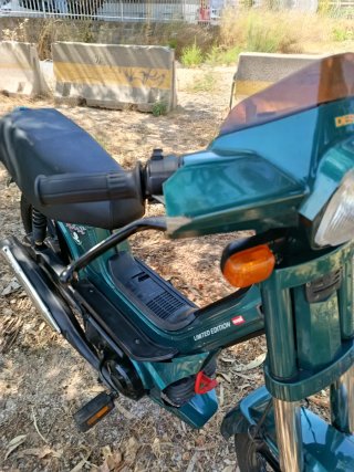 Derbi Variant Bola 8