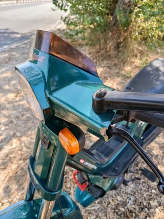 Derbi Variant Bola 8