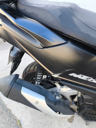 QJ MTX 125cc Maxi Scooter Negra 2025 con 8.466 km