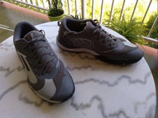 Zapatillas Bullpadel Hack Hybrid casi sin uso